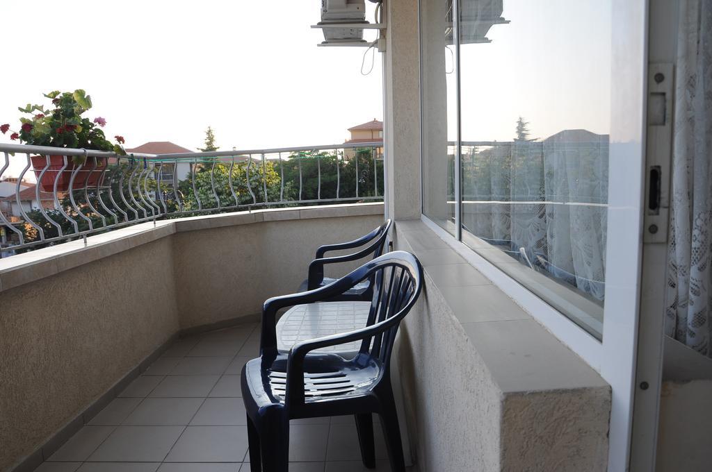 Hotel Babeva Sveti Vlas Exteriör bild