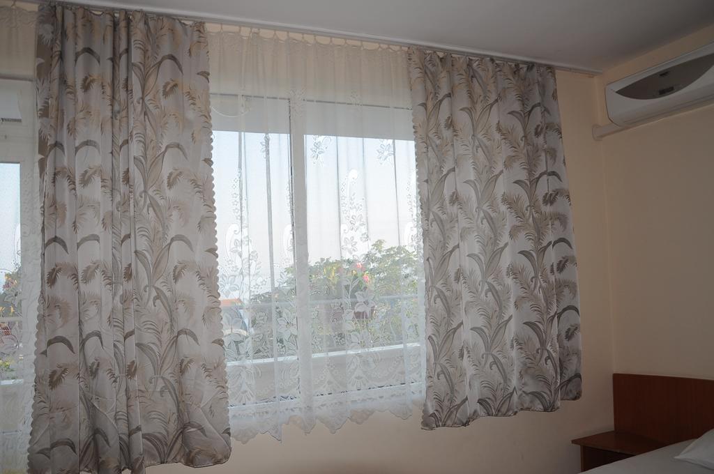 Hotel Babeva Sveti Vlas Exteriör bild