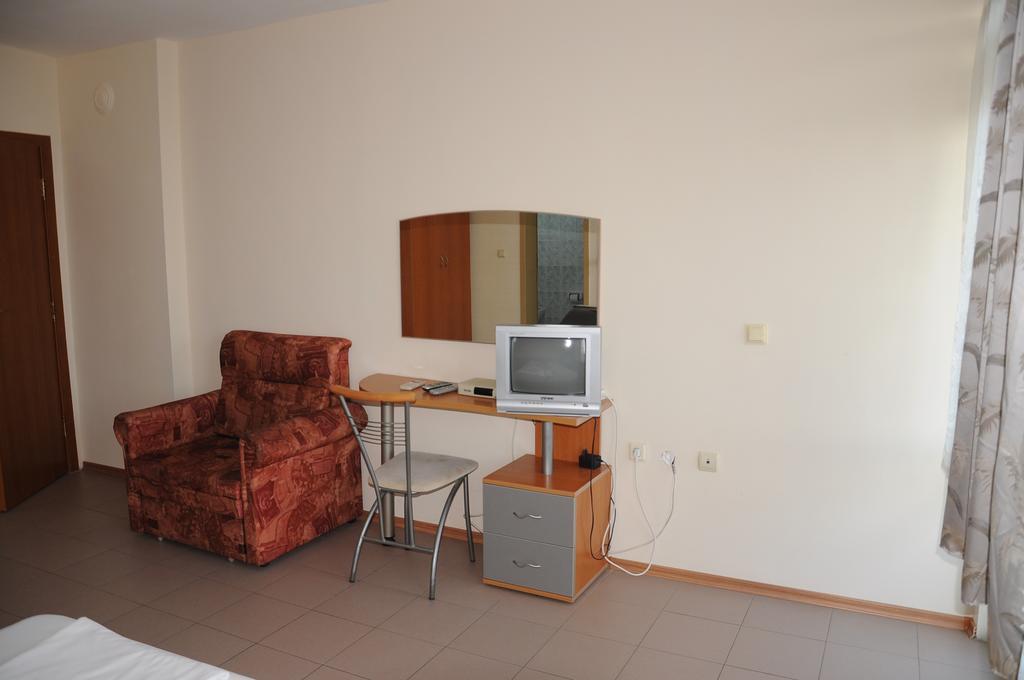Hotel Babeva Sveti Vlas Exteriör bild