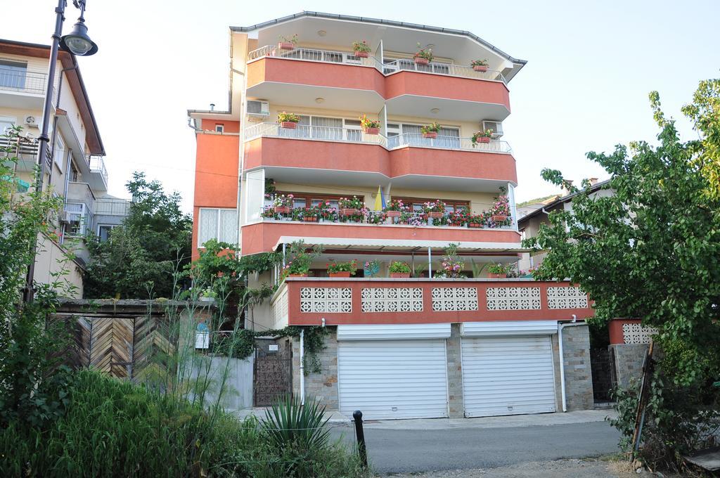 Hotel Babeva Sveti Vlas Exteriör bild