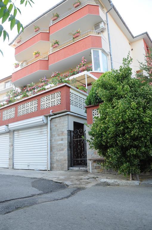 Hotel Babeva Sveti Vlas Exteriör bild